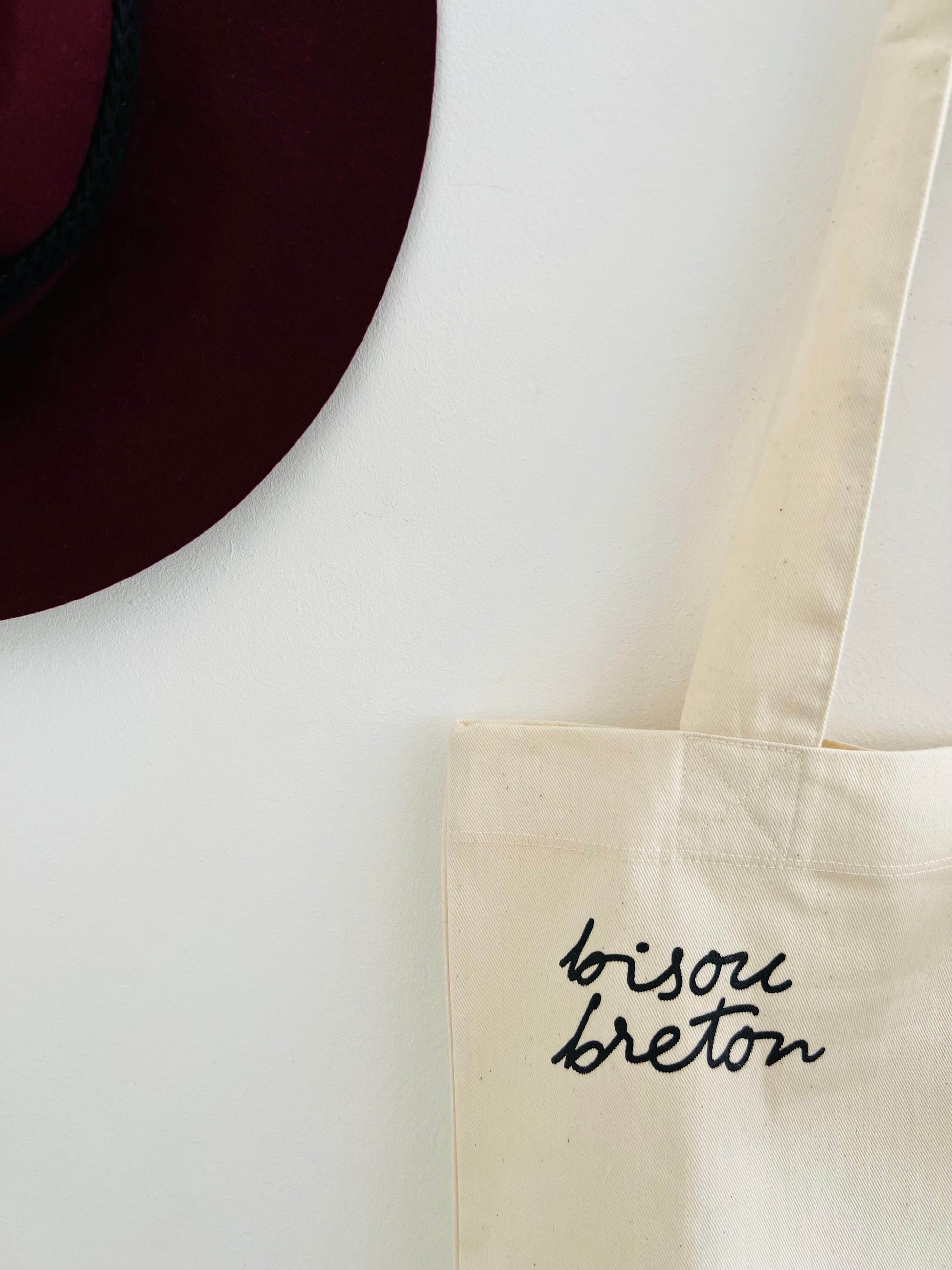 detail of organic cotton bisou breton bag reinforced at stress point